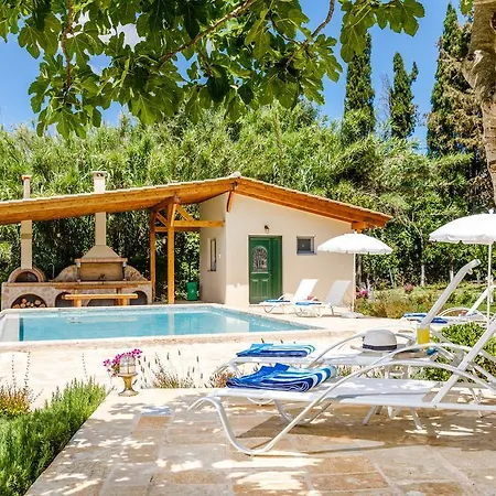 Villa Waterside *