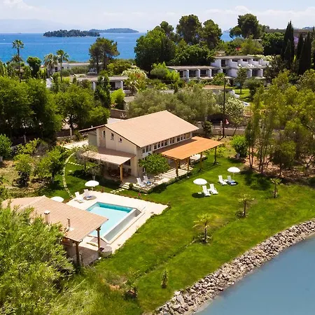 Villa Waterside